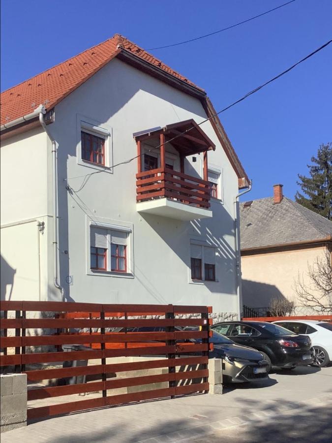 Ezüst Boróka Apartman Eger Exterior foto
