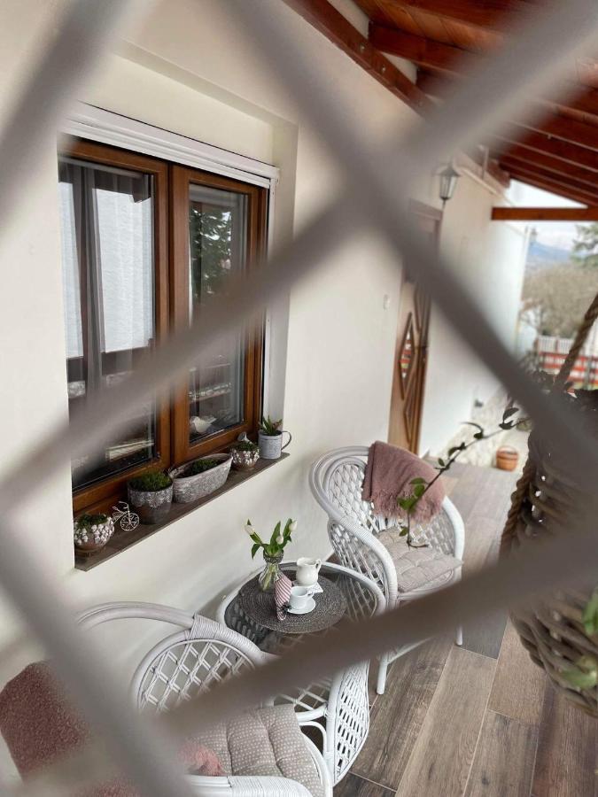 Ezüst Boróka Apartman Eger Exterior foto